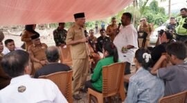 Wakil Gubernur Maluku Utara, H. Sarbin Sehe menghadiri peletakan batu pertama pembangunan 40 rumah masyarakat adat O’Hongana Manyawa. || dok : Kasedata