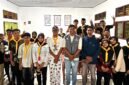 Anggota KPU Kota Ternate Iskar Hukum menyambangi siswa bumi perkemahan SMA Negeri 3 Ternate. || Foto : Kasedata.id