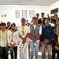Anggota KPU Kota Ternate Iskar Hukum menyambangi siswa bumi perkemahan SMA Negeri 3 Ternate. || Foto : Kasedata.id