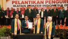 Sebanyak 764 dokter dikukuhkan langsung oleh Ketua Umum Pengurus Besar IDI pusat. || Foto : Kasedata.id