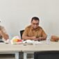 Wakil Gubernur Maluku Utara menggelar rapat terbatas bersama Bupati Halmahera Utara, Sekda, OPD teknis, Camat Kao serta perwakilan Hutama Karya untuk mengejar penyelesaian proyek. || Foto : Kasedata.id