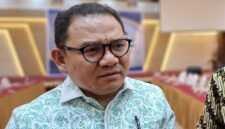 Sekretaris Pansus DPR RI, Jaelani menyampaikan keterangan pers kepada awak media. || Foto : Kasedata.id