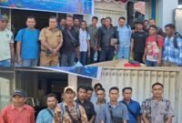 Penyerahan bantuan nelayan melalui UPT Dinas Kelautan dan Perikanan Provinsi Malut yang berlangsung di Kota Ternate [dok : kasedata]
