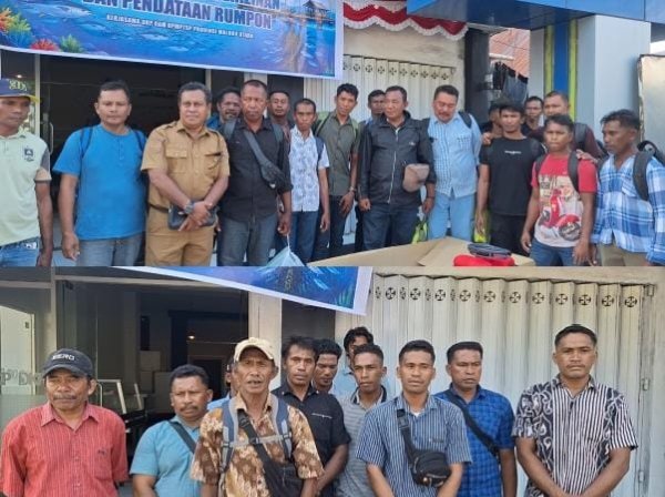 Penyerahan bantuan nelayan melalui UPT Dinas Kelautan dan Perikanan Provinsi Malut yang berlangsung di Kota Ternate [dok : kasedata]
