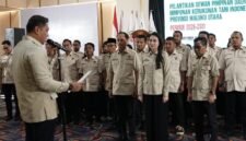 Ketua Umum Dewan Pimpinan Nasional (DPN) HKTI, Sudaryono melantik Gubernur Maluku Utara Sherly Tjoanda sebagai Ketua HKTI Provinsi Maluku Utara periode 2026-2031. || Foto : Kasedata.id