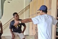 Perwakilan warga Kecamatan Oba dan Oba Selatan mendatangi kantor PT Intimkara, mempertanyakan progres pembangunan ruas Jalan Payahe–Dehepodo. || Foto : Kasedata.id