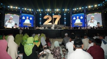 Ustaz Das’ad Latif dalam acara tabligh akbar di Alun-Alun Sofifi, jantung Ibu Kota Sofifi (IKS). || Foto : Kasedata.id