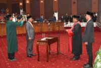 Pengucapan Sumpah/Janji Wakil Ketua DPRD Sisa Masa Jabatan 2024–2029, di Ruang Rapat Paripurna DPRD Maluku Utara. || Foto : Kasedata.id