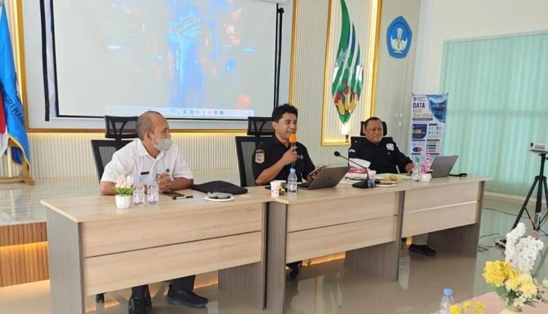 Biro Pengadaan Barang dan Jasa (PBJ) Sekretariat Daerah Provinsi Maluku Utara melakukan pembinaan aparatur pengadaan di Kabupaten Halmahera Selatan. || Foto : Kasedata.id