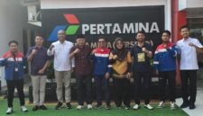 Wakil Gubernur Maluku Utara, H. Sarbin Sehe, didampingi Kepala Dinas ESDM Abdul Karim Usman dan Kepala Dinas Perindag, Ronny Saleh meninjau langsung Fuel Terminal Ternate. || Foto : Kasedata.id