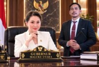 Gubernur Maluku Utara Sherly Tjoanda Laos bersama Kepala BKD Maluku Utara Zulkifli Bian. || Foto : Edit Kasedata.id