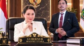 Gubernur Maluku Utara Sherly Tjoanda Laos bersama Kepala BKD Maluku Utara Zulkifli Bian. || Foto : Edit Kasedata.id
