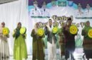 Pemukulan rebana bersama oleh Gubernur Sherly, Ketua PW Muslimat NU Maluku Utara, dewan juri sebagai tanda berakhirnya Festival Rebana Qasidah IV tahun 2026. || Foto : Kasedata.id
