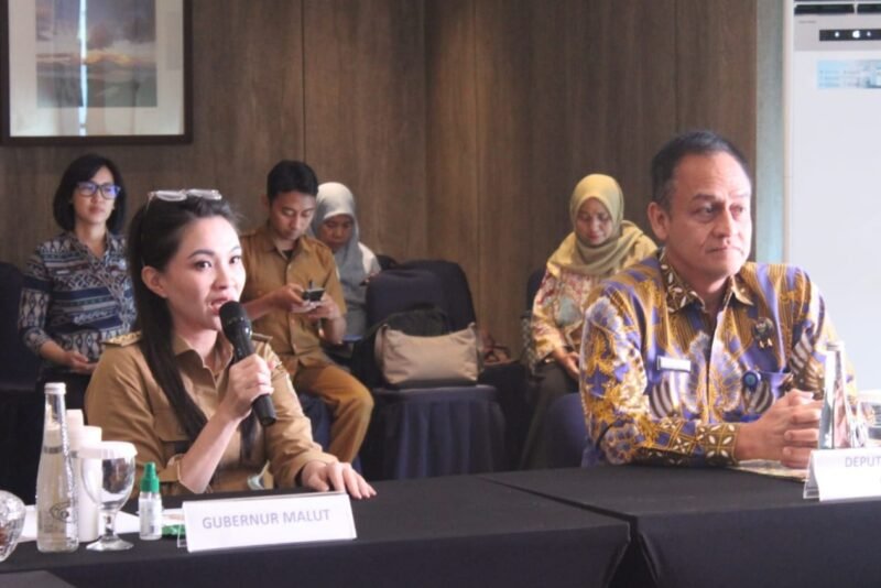 Gubernur Maluku Utara Sherly Tjoanda Laos menerima audiensi kunjungan kerja Badan Narkotika Nasional (BNN) RI yang diwakili Deputi Bidang Pemberdayaan Masyarakat BNN RI, Irjen Pol Drs. Aldrin M.P. Hutabarat. || Foto : Kasedata.id