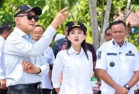 Kunjungan kerja Menteri PU, Dody Hanggodo ke Maluku Utara. Ia turut meninjau pekerjaan pengeboran air baku di Gurabunga, Kota Tidore. || Foto : Kasedata.id