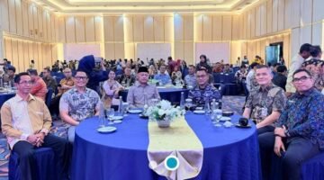 Sekda Kabupaten Pulau Taliabu, Dr. Yosar Kardiat bersama Wakil Gubernur Maluku Utara dan jajaran Forkompimda Malut. || Foto : Kasedata.id