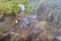 Penanganan Karhutla yang dipimpin oleh Pemdes Kawasi (Istimewa)