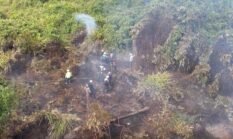 Pemdes Kawasi Pimpin Penanganan Karhutla Bersama Warga dan Tim Gabungan