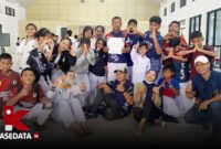 Kontingen Institut Karate-Do Indonesia (INKAI) Kabupaten Halmahera Selatan [dok : kasedata] 