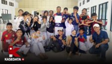 Kontingen Institut Karate-Do Indonesia (INKAI) Kabupaten Halmahera Selatan [dok : kasedata] 